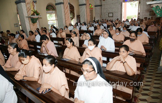 Apostolic Carmel sisters mangalore